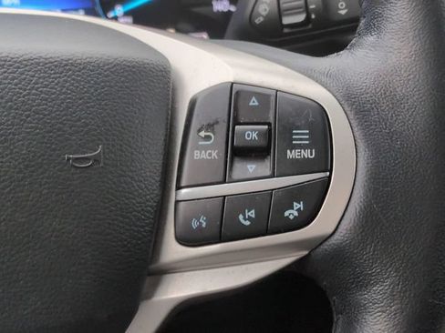 Used 2022 Ford Explorer XLT RWD image 25