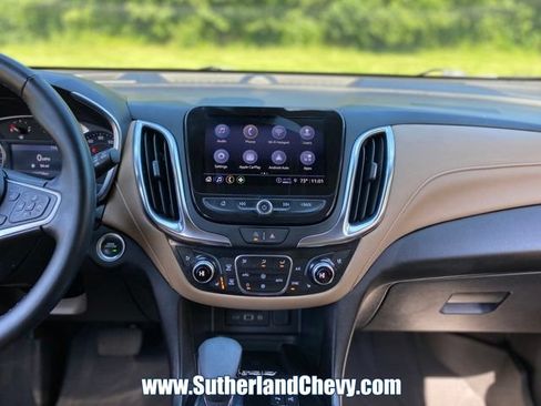 Used 2024 Chevrolet Equinox Premier FWD image 25