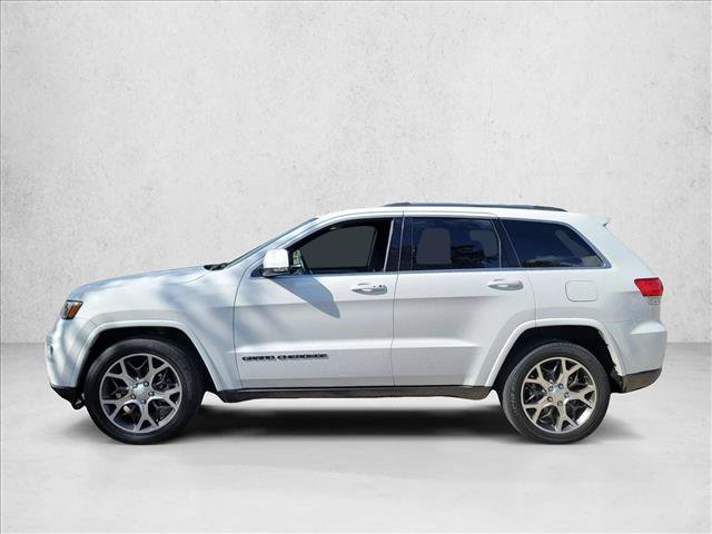 Used 2018 Jeep Grand Cherokee Limited AWD/4WD image 9