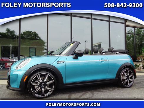Used 2024 MINI Cooper S w/ Seaside Edition FWD image 1