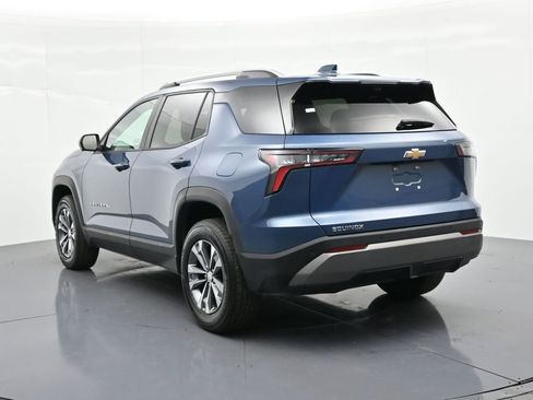 Used 2025 Chevrolet Equinox LT w/ Convenience Package II FWD image 8