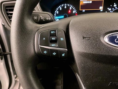 Used 2022 Ford Escape S image 17