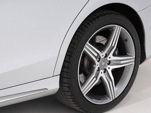 Used 2014 Mercedes-Benz S 63 AMG 4MATIC Sedan image 31