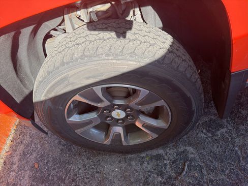 Used 2019 Chevrolet Colorado Z71 RWD image 4