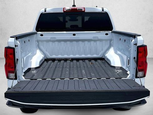 Used 2024 Chevrolet Colorado W/T w/ WT Convenience Package RWD image 30