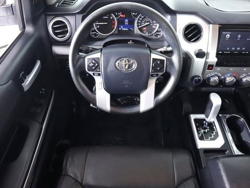 Used 2017 Toyota Tundra SR5 w/ TRD Off Road Package AWD/4WD image 29