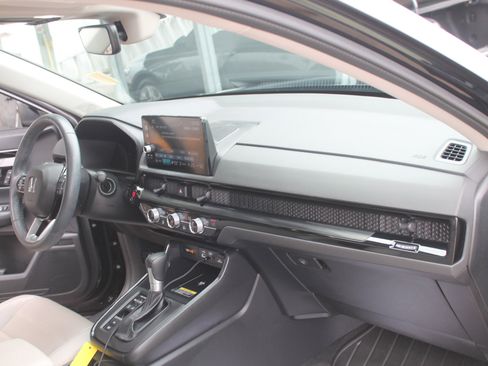 Used 2024 Honda CR-V EX-L image 20