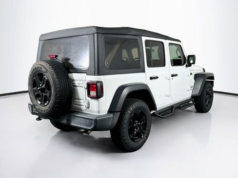 Used 2019 Jeep Wrangler Unlimited Sport S AWD/4WD image 9