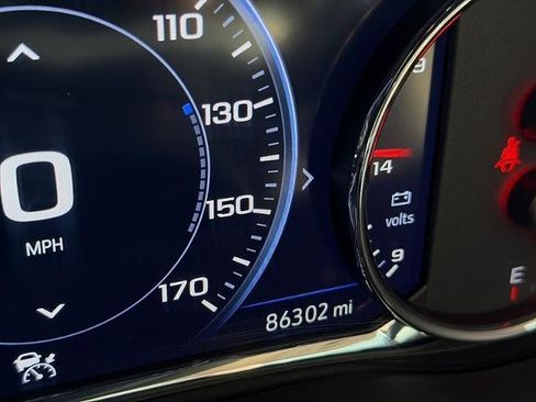 Used 2021 GMC Acadia Denali w/ Denali Ultimate Package image 29