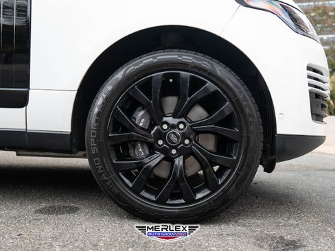 Used 2018 Land Rover Range Rover Supercharged image 10