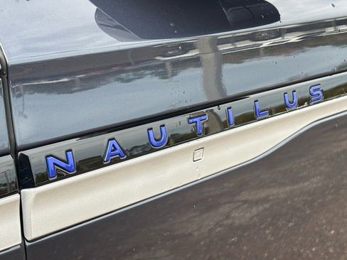 Used 2024 Lincoln Nautilus Premier w/ Equipment Group 102A image 37