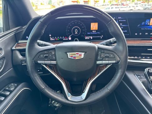 Used 2023 Cadillac Escalade Premium Luxury w/ Performance Package AWD/4WD image 14