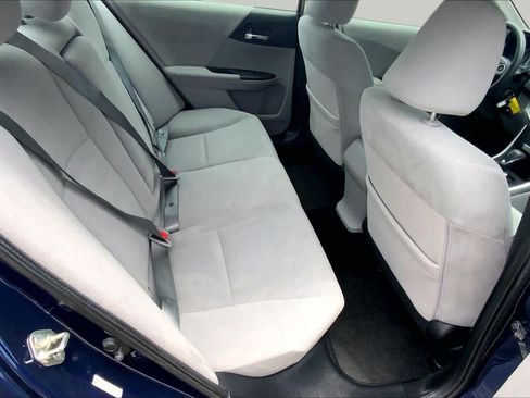 Used 2013 Honda Accord LX image 19