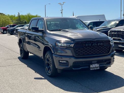 New 2026 RAM 1500 4x4 Crew Cab image 7