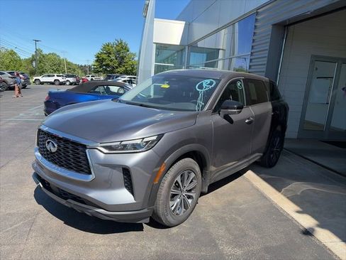 Used 2025 INFINITI QX60 Pure AWD/4WD image 2