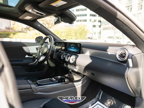 Used 2025 Mercedes-Benz CLA 250 image 15