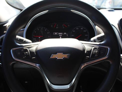 Used 2017 Chevrolet Malibu LS FWD image 13