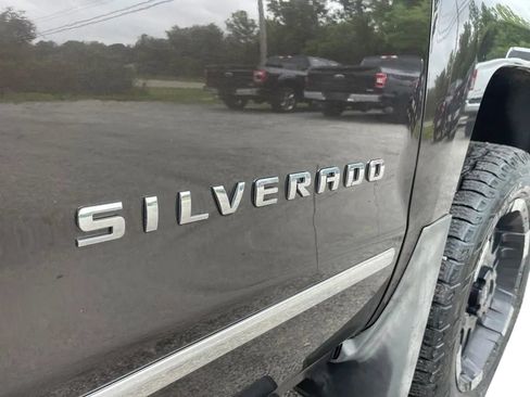 Used 2018 Chevrolet Silverado 1500 LTZ w/ Sport Package AWD/4WD image 11