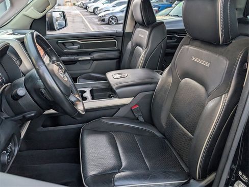 Used 2022 RAM 1500 Laramie image 8