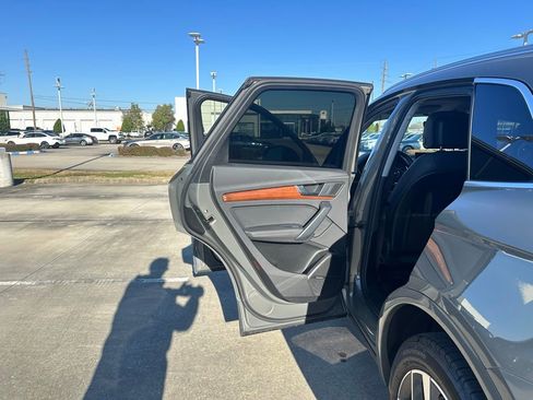 Used 2023 Audi Q5 2.0T Premium Plus w/ Premium Plus Package image 9