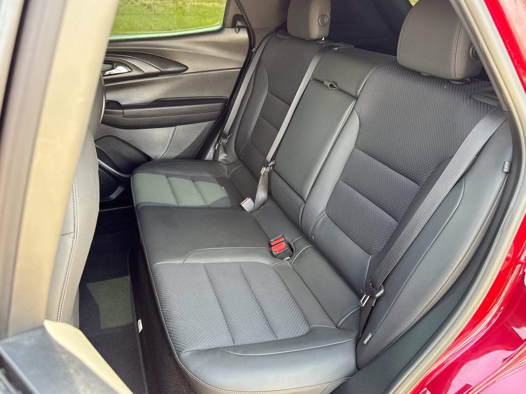 Used 2021 Chevrolet TrailBlazer RS w/ Technology Package FWD image 20