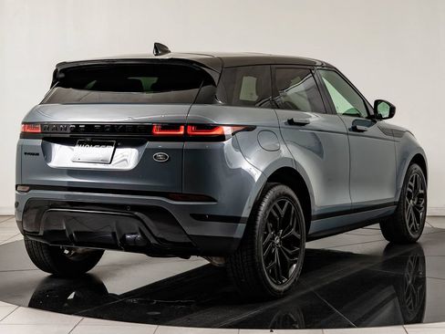 Used 2023 Land Rover Range Rover Evoque SE AWD/4WD image 10