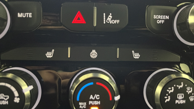 Used 2025 RAM 1500 Big Horn AWD/4WD image 29