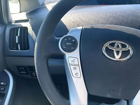 Used 2010 Toyota Prius Five image 16