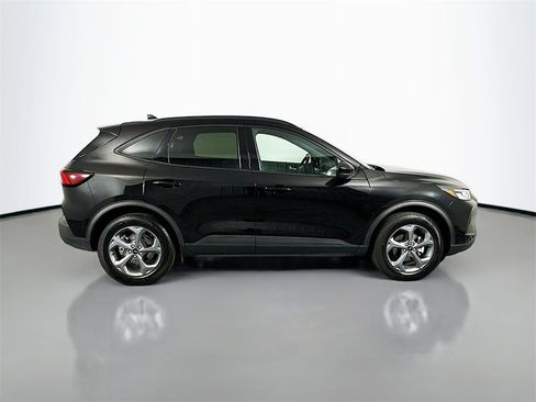 Used 2025 Ford Escape ST-Line Select image 13