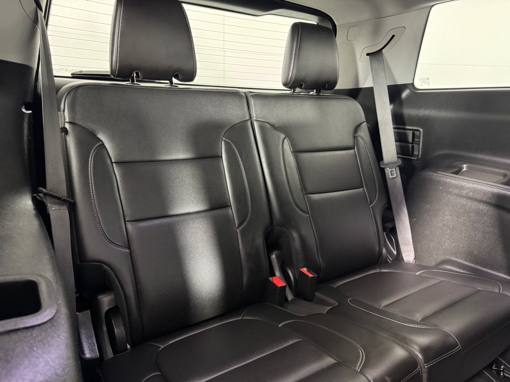 Used 2023 GMC Acadia SLT FWD image 29