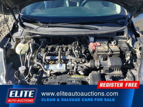 Used 2020 Nissan Versa SV FWD image 22