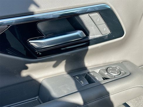 New 2026 Chevrolet Tahoe LS image 13