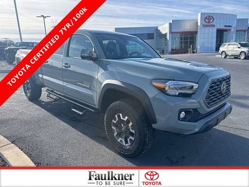 Used 2023 Toyota Tacoma image 1