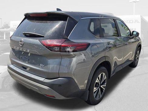 Used 2023 Nissan Rogue SV FWD image 5