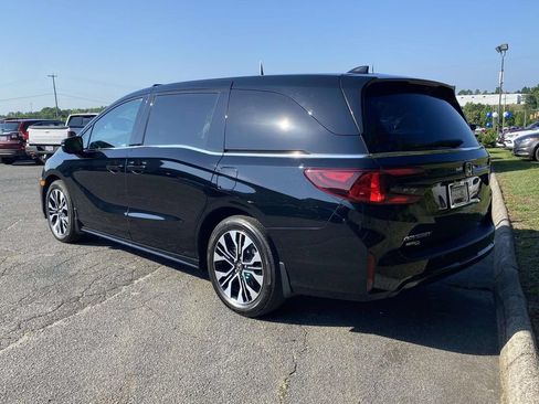 Certified 2026 Honda Odyssey Elite image 3