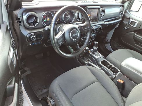 Used 2023 Jeep Wrangler Unlimited w/ Cold Weather Group AWD/4WD image 21
