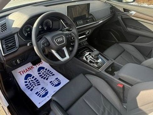 Used 2025 Audi Q5 e Premium Plus w/ Premium Plus Package image 13