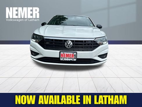 Used 2019 Volkswagen Jetta R-Line FWD image 6