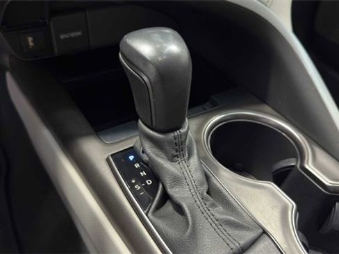 Used 2021 Toyota Camry SE w/ Convenience Package image 26