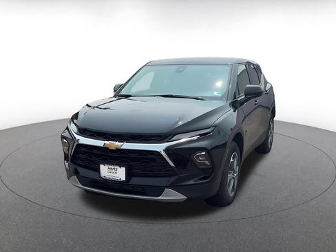 Used 2025 Chevrolet Blazer LT FWD image 6