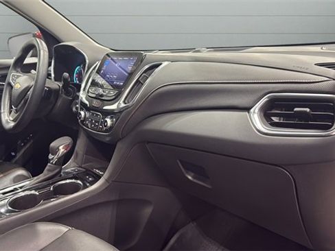 Used 2023 Chevrolet Equinox Premier image 36