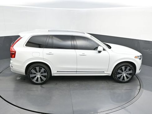 Certified 2025 Volvo XC90 B6 Ultra w/ Protection Package AWD/4WD image 28