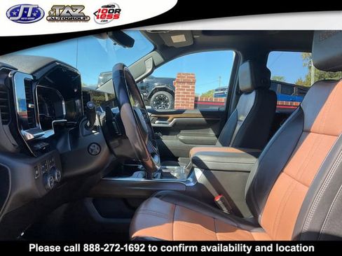 Used 2024 Chevrolet Silverado 1500 High Country AWD/4WD image 9