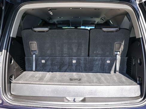 Used 2018 GMC Yukon SLE image 31