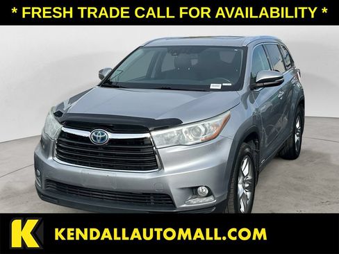 Used 2016 Toyota Highlander Limited w/ Driver Technology Package AWD/4WD image 1