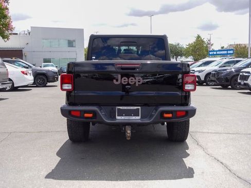Used 2020 Jeep Gladiator Mojave w/ Cold Weather Group AWD/4WD image 7