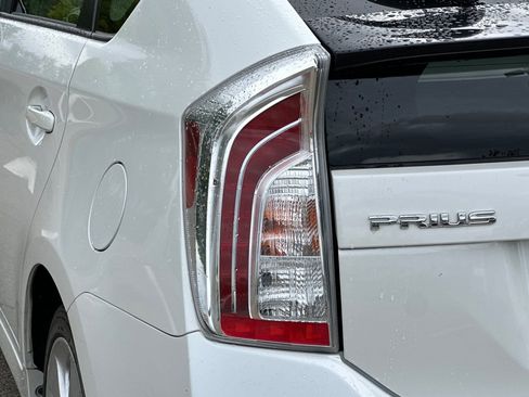 Used 2012 Toyota Prius Five image 47