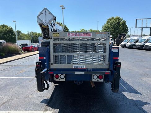 Used 2015 Ford F550 4x4 Regular Cab Super Duty image 9