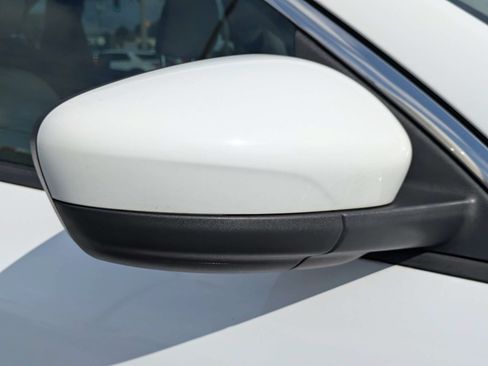 Used 2020 Ford Escape SE FWD image 12