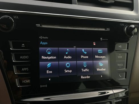 Used 2016 Toyota Prius V Five FWD image 28